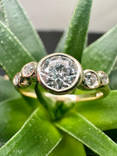 Load image into Gallery viewer, 9ct Lab Grown Diamond Ring, Staggered Design

