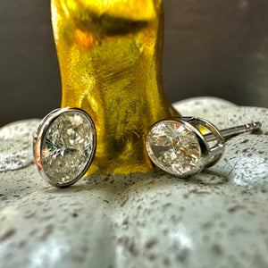 9ct White Gold Oval 1.03ct Lab Grown Diamond Stud Earrings