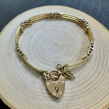 Load image into Gallery viewer, Preloved Antique 15ct Yellow &amp; Rose Gold Gate Chain Bracelet

