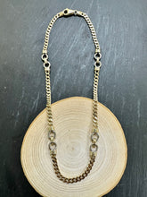 Load image into Gallery viewer, Preloved 9ct 2 Colour Gold Chain
