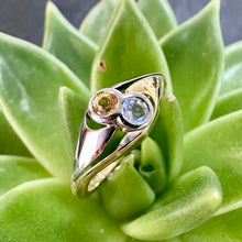 Load image into Gallery viewer, Preloved Platinum &amp; 18ct Gold Ring, Sapphire &amp; Moonstone
