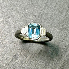 Load image into Gallery viewer, Platinum Aquamarine &amp; Diamond Ring
