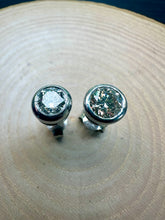 Load image into Gallery viewer, 18ct White Gold and 0.75ct Preloved Diamond earrings
