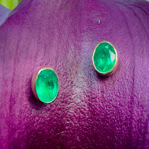 Preloved Emerald Stud Earrings