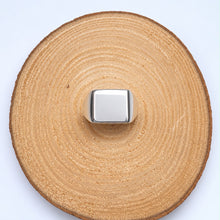 Load image into Gallery viewer, Sterling Silver Square Signet Ring
