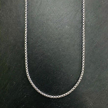 Load image into Gallery viewer, Preloved Sterling Silver 36" Box Belcher Chain
