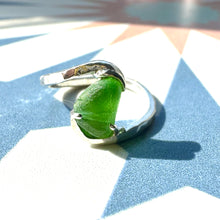 Load image into Gallery viewer, Handmade Sterling Silver Cross Over, Green Sea Glass Ring
