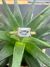 Load image into Gallery viewer, Preloved 18ct &amp; Platinum 1ct Emerald Cut Diamond Ring
