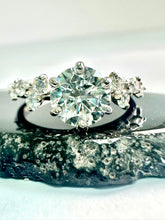 Load image into Gallery viewer, Platinum 1.33ct Diamond Engagement Ring

