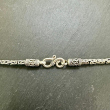 Load image into Gallery viewer, Preloved Sterling Silver 16" 2.7mm Byzantine Chain

