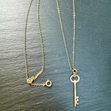Load image into Gallery viewer, Preloved 9ct gold Key Pendant
