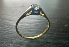 Load image into Gallery viewer, Preloved 18ct &amp; Platinum 0.25ct Diamond Ring
