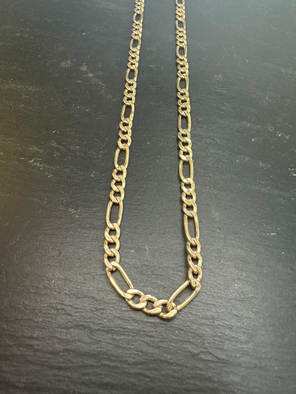 Preloved 9ct Yellow Gold Figaro Chain 22