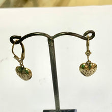 Load image into Gallery viewer, Preloved 9ct Gold Engraved Heart Drops

