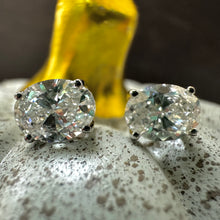 Load image into Gallery viewer, 9ct White Gold Oval Cut Lab Grown Diamond Stud Earrings
