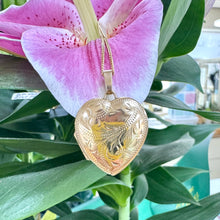 Load image into Gallery viewer, Preloved 9ct Engraved Heart Locket &amp; Chain
