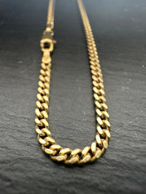 Load image into Gallery viewer, Preloved 9ct Yellow Gold Curb Chain 20&quot;
