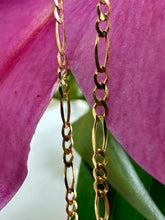 Load image into Gallery viewer, Preloved 9ct Yellow Gold Figaro Chain 23.5"
