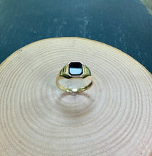 Load image into Gallery viewer, Pre-Loved Yellow Gold Onyx Signet Ring
