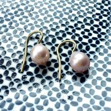 Load image into Gallery viewer, Gold Plated 8-9mm Pink Freshwater Pearl Drops
