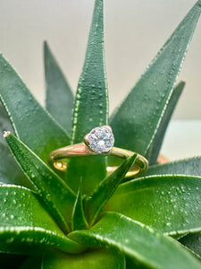 Preloved 18ct Yellow Gold 0.17ct Diamond Ring