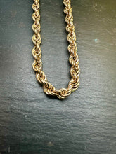 Load image into Gallery viewer, Preloved 9ct Yellow Gold Heavy Rope Chain
