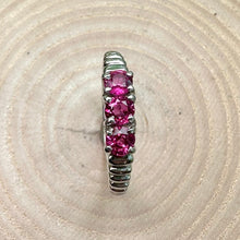 Load image into Gallery viewer, Pre-Loved 9ct White Gold and Tourmaline ring.
