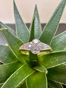 Preloved 18ct & Platinum Old Cut Diamond Ring