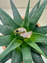 Load image into Gallery viewer, Preloved 18ct Yellow Gold Diamond Dress Ring
