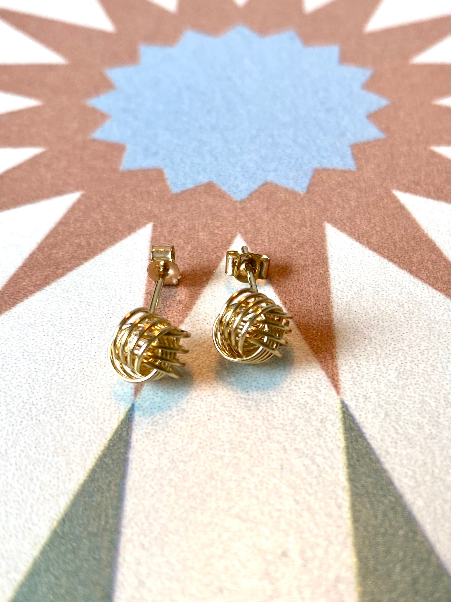 Preloved 9ct Yellow Gold Knot Earrings