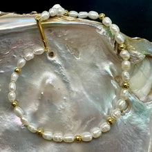 Load image into Gallery viewer, White Freshwater Pearl Bracelet With Gold Plated Spacers
