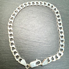 Load image into Gallery viewer, Preloved 9ct Yellow Gold Curb Chain Anklet
