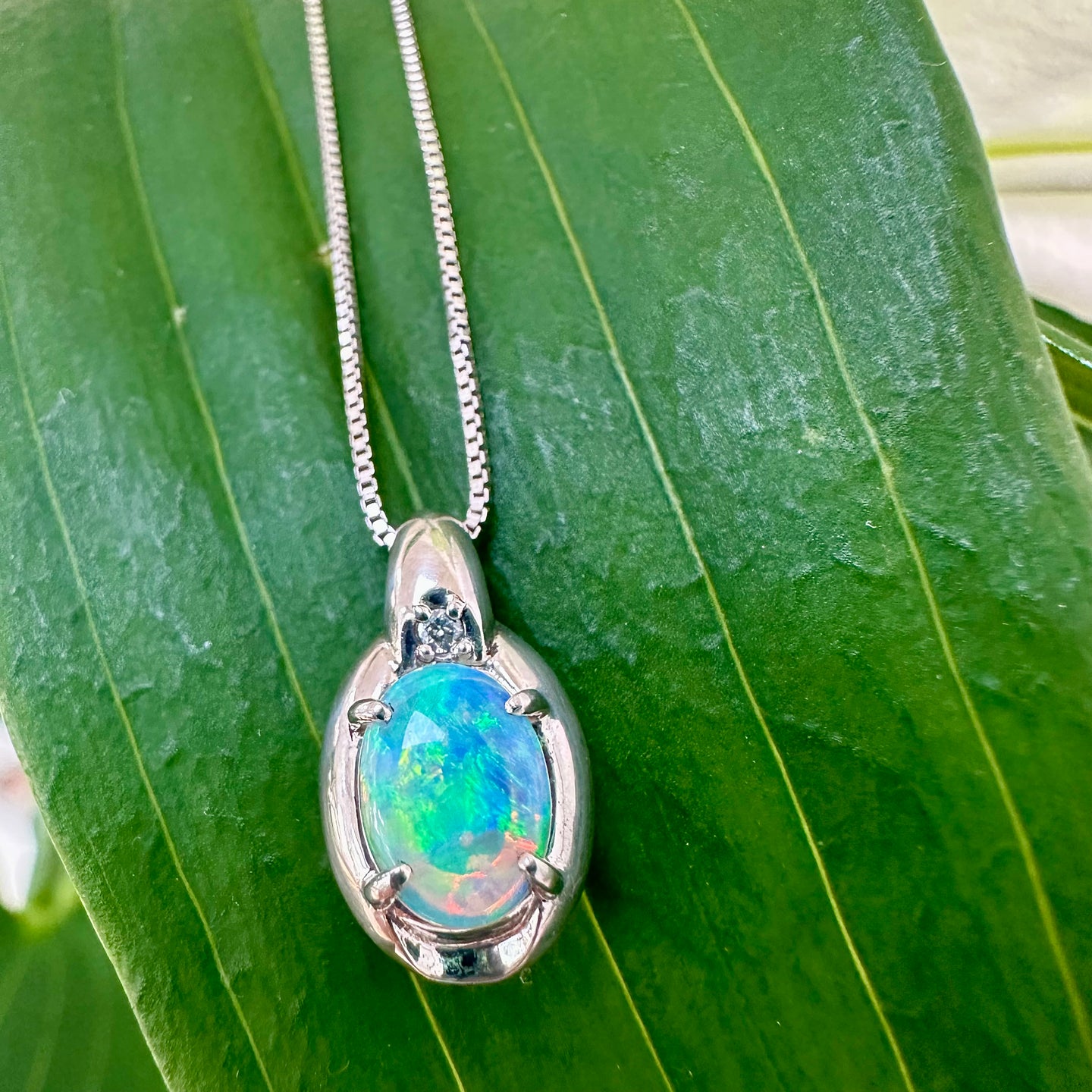 Preloved Platinum Opal & Diamond Pendant