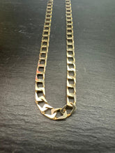Load image into Gallery viewer, Preloved 9ct Yellow Gold Flat Square Curb Chain 18&quot;
