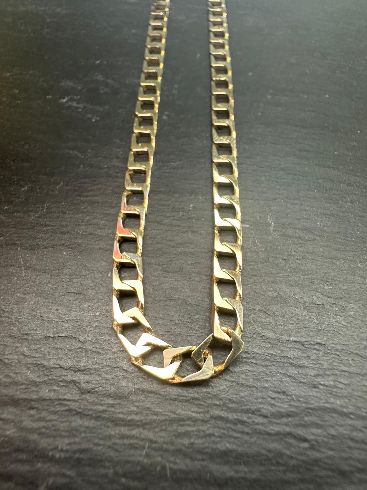Preloved 9ct Yellow Gold Flat Square Curb Chain 18