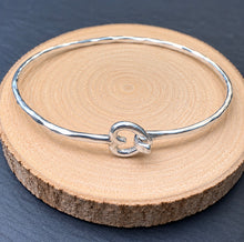 Load image into Gallery viewer, Handmade Sterling Silver Hammered Heart Hook-in Bangle
