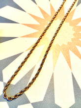 Load image into Gallery viewer, Preloved 9ct Yellow Gold Rope Look Chain 18&quot;
