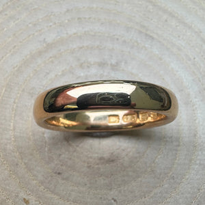 Pre-loved 22ct Yellow Gold Wedding Band