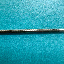 Load image into Gallery viewer, Preloved 9ct White Gold Snake Chain
