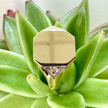 Load image into Gallery viewer, Pre-loved 9ct Yellow Gold Signet Ring with Engraved Shoulders
