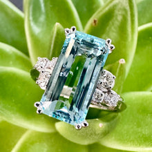 Load image into Gallery viewer, Platinum 4.93ct Aquamarine &amp; Diamond Ring
