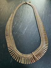 Load image into Gallery viewer, Preloved 9ct Yellow Gold Vintage Cleopatra Graduated Fringe Collar Necklace
