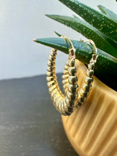 Load image into Gallery viewer, Preloved 9ct Yellow Gold Patterned Creole Hoop Earrings
