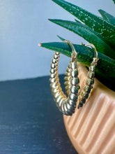 Load image into Gallery viewer, Preloved 9ct Yellow Gold Patterned Creole Hoop Earrings
