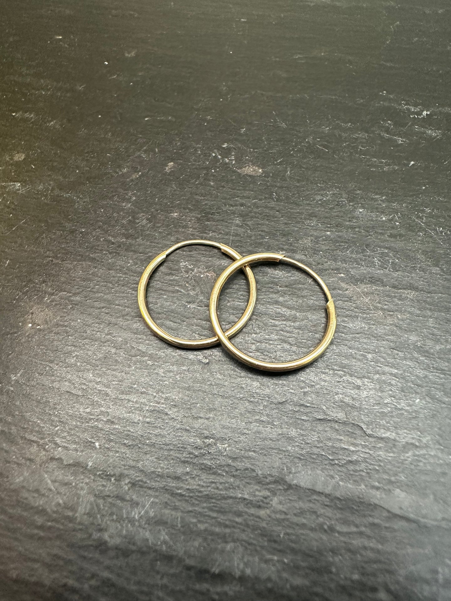 Preloved 9ct Yellow Gold Hoops
