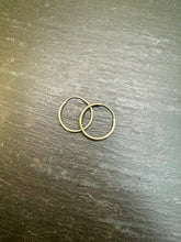 Load image into Gallery viewer, Preloved 9ct Yellow Gold Hoops
