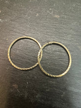Load image into Gallery viewer, Preloved 9ct Yellow Gold Patterned Hoop Earrings

