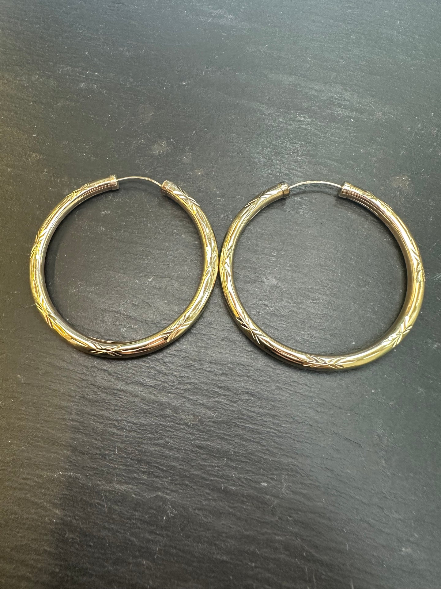 Preloved 9ct Yellow Gold 40mm  Patterned Hoops