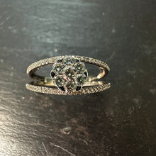 Load image into Gallery viewer, Preloved 18ct White Gold Diamond Flower Ring
