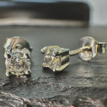 Load image into Gallery viewer, Preloved 18ct White Gold &amp; Diamond Round Stud Earrings
